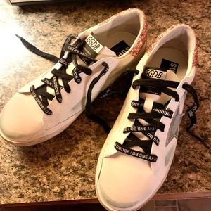"Golden Goose" Superstars - size 37